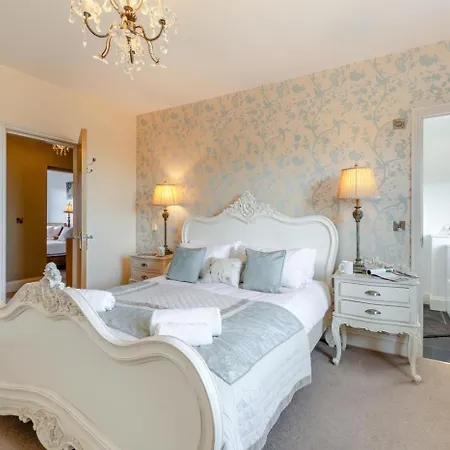 4 Bed In Oc-s36004 Hawes