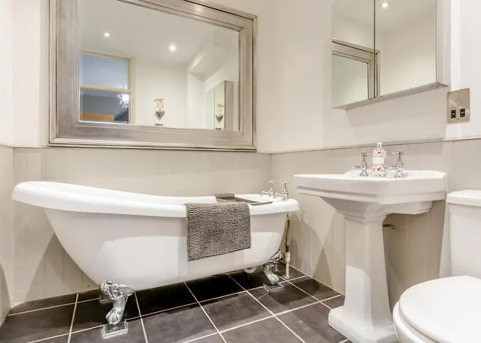 4 Bed In Oc-s36004 *